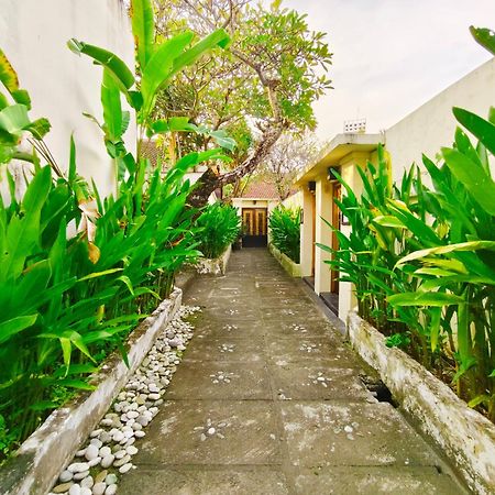 Private Pool Villas Кута Екстер'єр фото